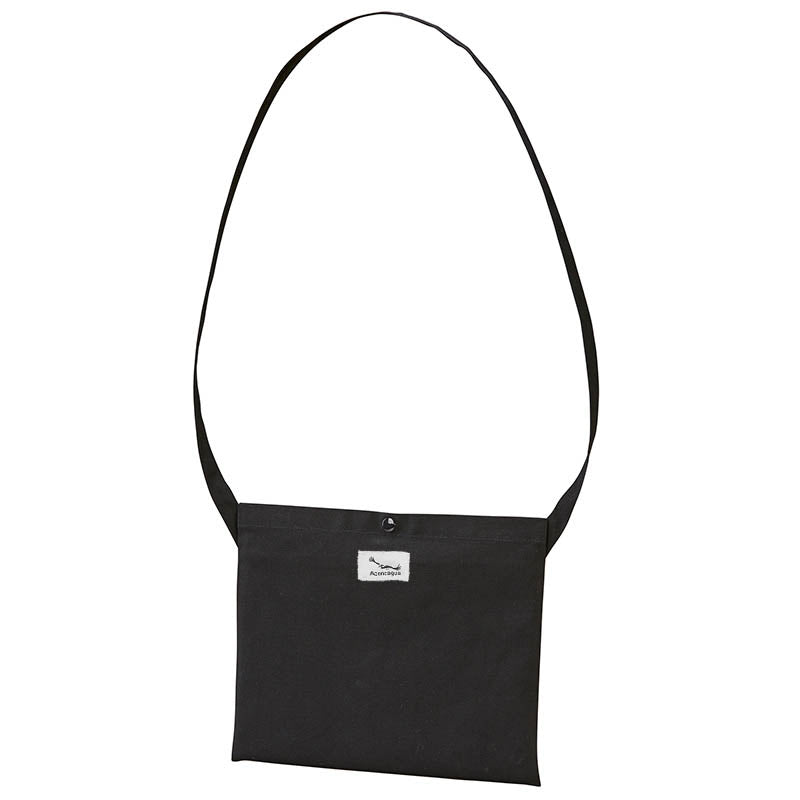 Canvas sacoche shoulder bag with dot button on opening
